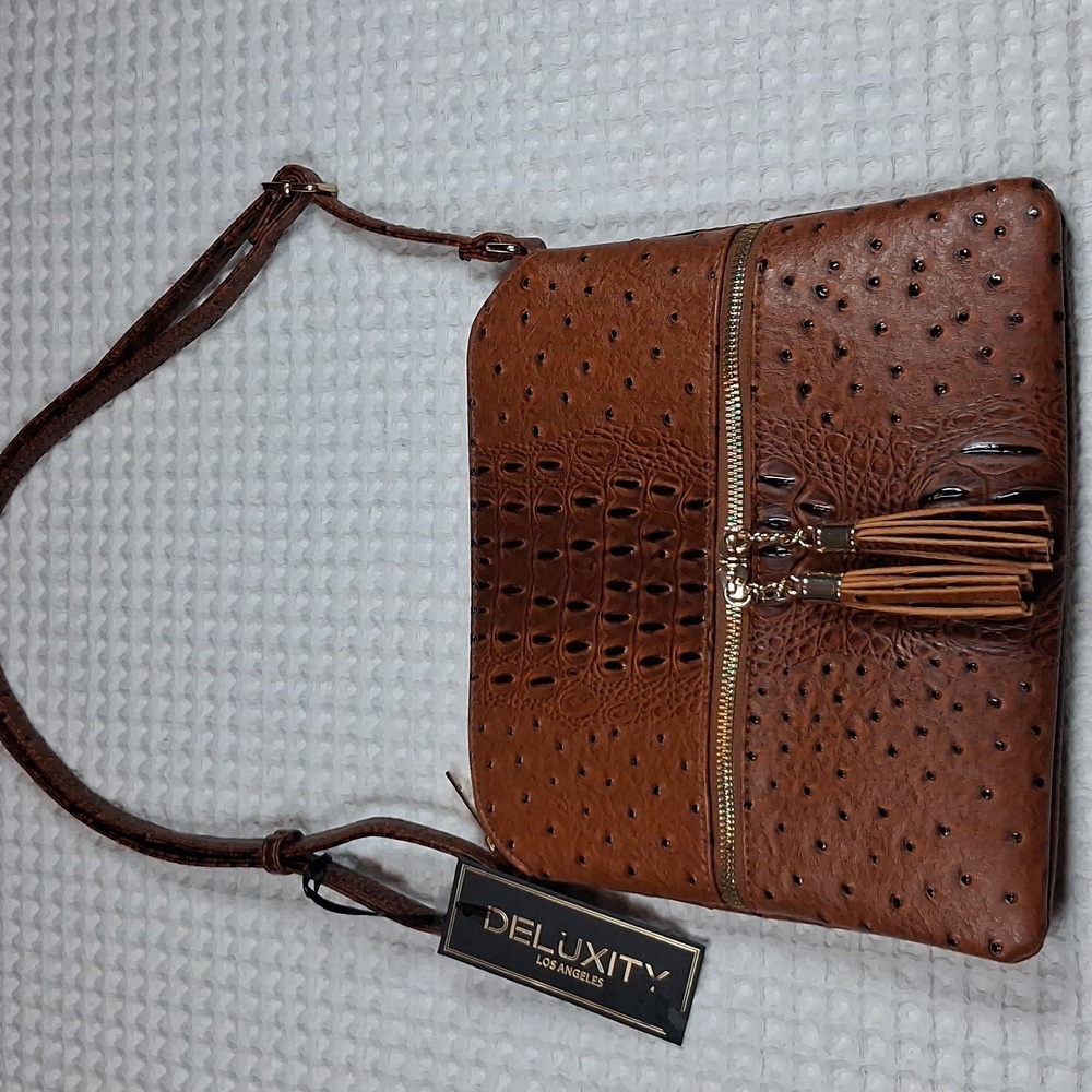 NWT Deluxity Vegan Ostrich/Croc Crossbody Bag w/Goldtone Hardware & Tassels